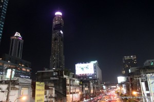 Baiyoke 2 bei Nacht